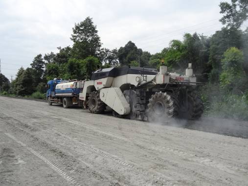 就地冷再生技术的道路路面维修7大优势